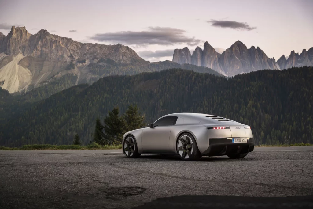 AUDI CONCEPT C 11 Motor16