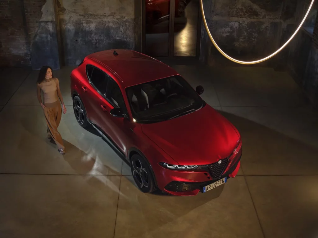 Primera prueba del Alfa Romeo Tonale 2026: Más pasión italiana en formato compacto 15 Motor16 Alfa Romeo Tonale 2026 11 Motor16