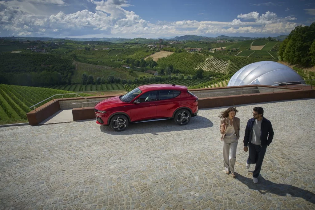 Primera prueba del Alfa Romeo Tonale 2026: Más pasión italiana en formato compacto 12 Motor16 Alfa Romeo Tonale 2026 8 Motor16