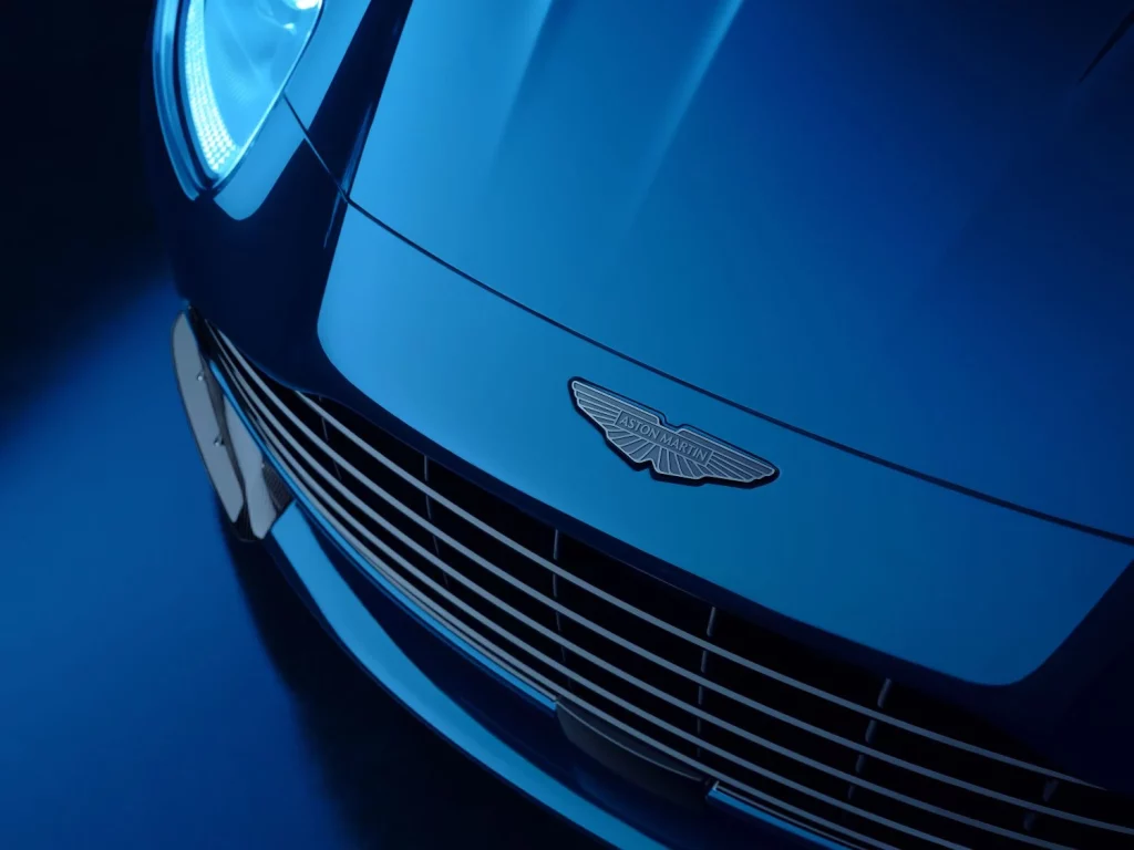 Aston Martin DB12 S: El GT británico gana 20 CV y un alerón
