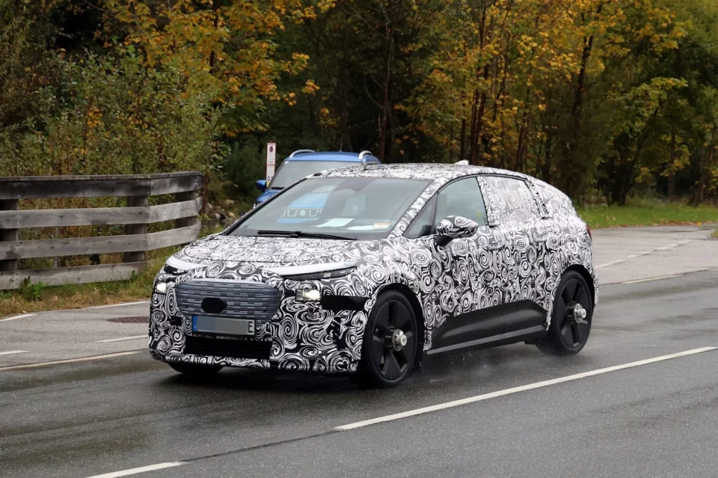 El Audi Q2 e-tron y A2 e-tron ya muestran sus formas. Con homenaje incluido 9 Motor16 Audi A2 e tron Q2 e tron camuflado 6 Motor16