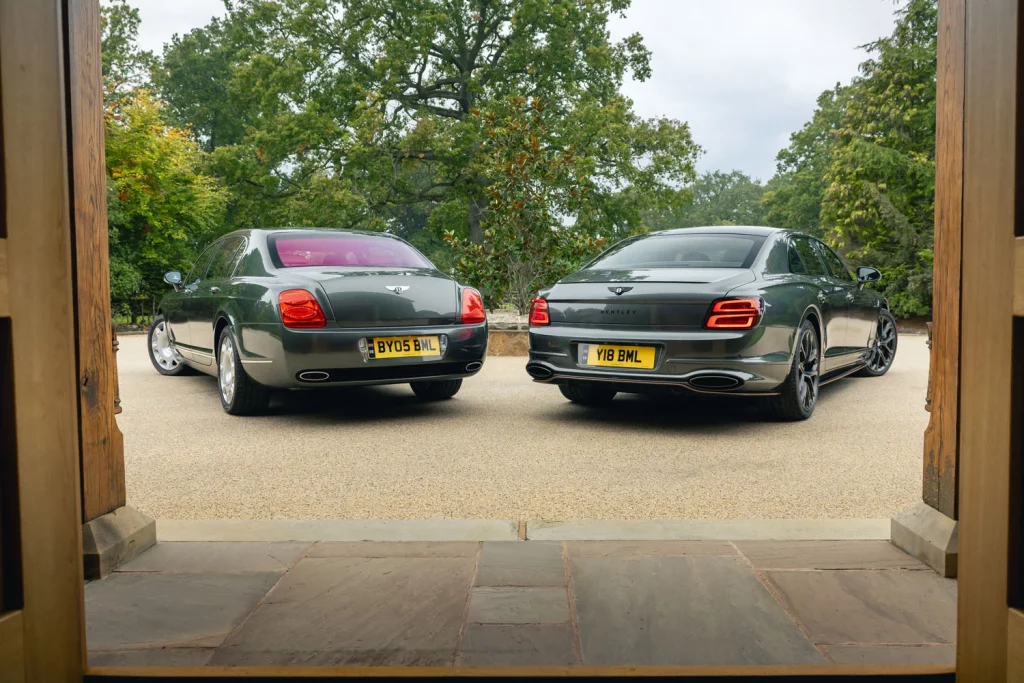 Bentley celebra tres hitos históricos con una exclusiva trilogía del Flying Spur 15 Motor16 BENTLEY Sedan Anniversaries Flying Spur Twin 3 Motor16