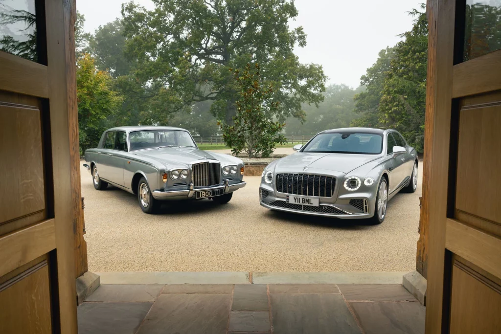 Bentley celebra tres hitos históricos con una exclusiva trilogía del Flying Spur 4 Motor16 BENTLEY Sedan Anniversaries T Series Twin 2 Motor16