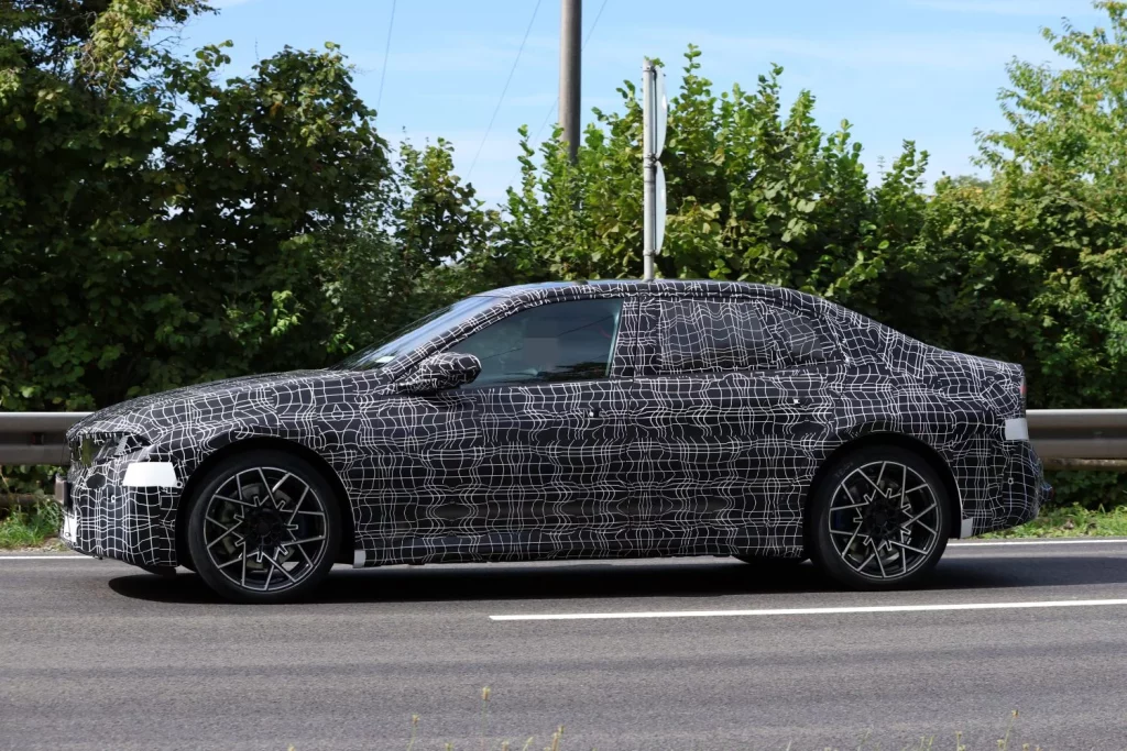 BMW I3 10 Motor16