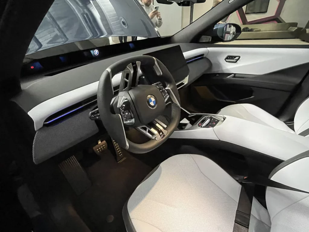 BMW IX3 5 Motor16