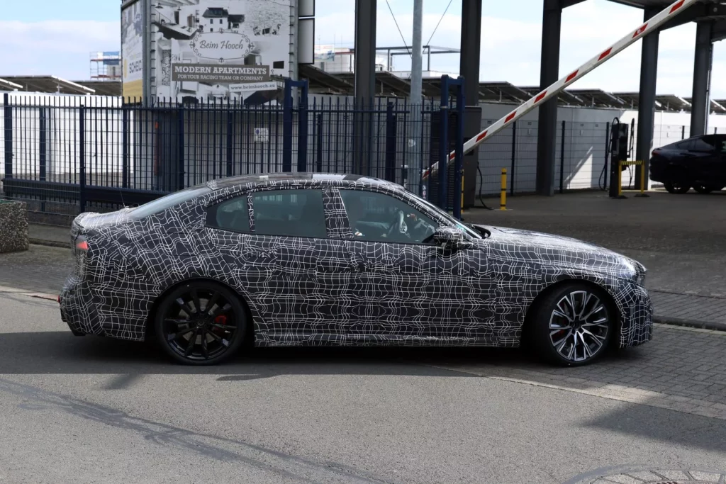 El BMW M350 xDrive sale ‘de paseo’ 12 Motor16 BMW M350 10 Motor16