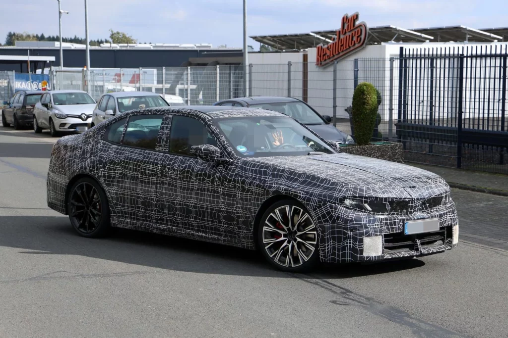 El BMW M350 xDrive sale ‘de paseo’ 10 Motor16 BMW M350 8 Motor16