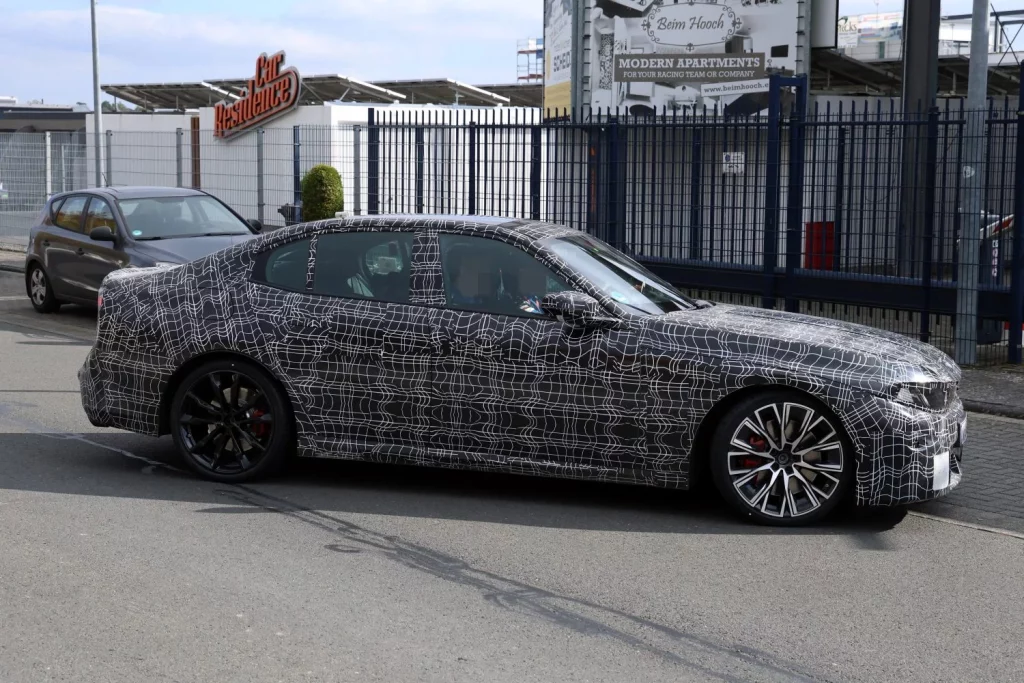 El BMW M350 xDrive sale ‘de paseo’ 11 Motor16 BMW M350 9 Motor16