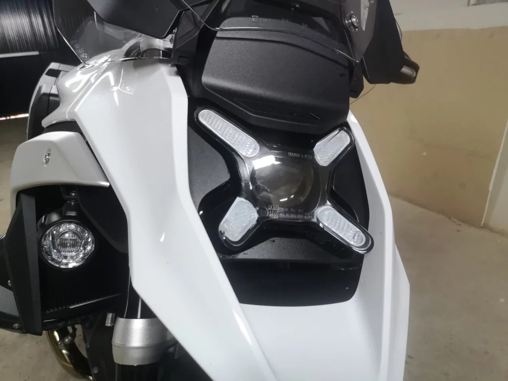 Prueba de la BMW R 1300 GS: Normal que todos la quieran... 9 Motor16 BMW R 1300 GS 11 Motor16