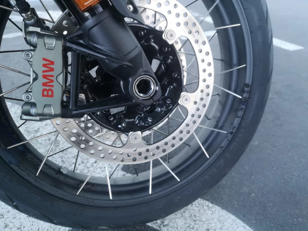 Prueba de la BMW R 1300 GS: Normal que todos la quieran... 13 Motor16 BMW R 1300 GS 27 Motor16