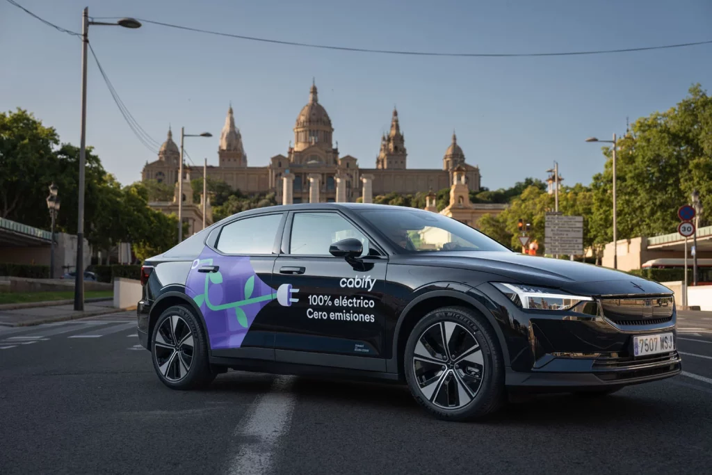 Vecttor convierte la pasión por los coches en profesión: la compañía busca incorporar nuevos profesionales 3 Motor16 Polestar 2 en la flota de Vecttor, del grupo Cabify