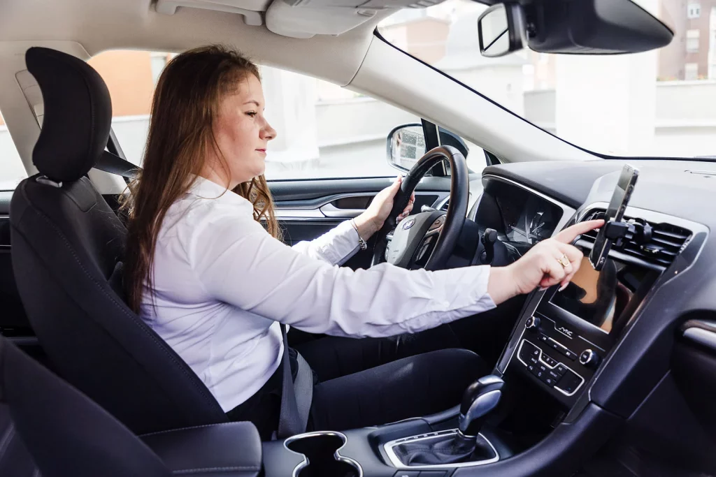 María (44), economista: ‘Si tienes que hacer la declaración de la renta, todas estas facturas de tu coche las puedes incluir’ 156 Motor16 BRANDED CABIFY VECTTOR 4 Motor16