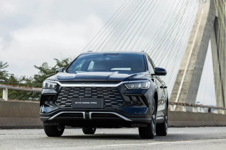 BYD fabrica su primer híbrido enchufable compatible con biocombustibles