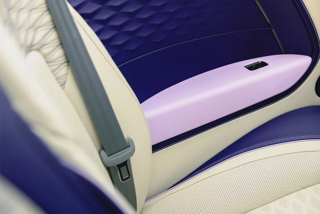 Bentley GTC Violette 12 Motor16