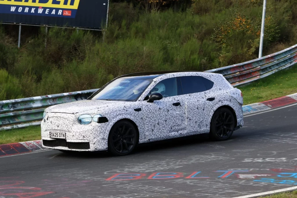 El Bentley SUV eléctrico visita Nürburgring 12 Motor16 Bentley SUV electrico 10 Motor16