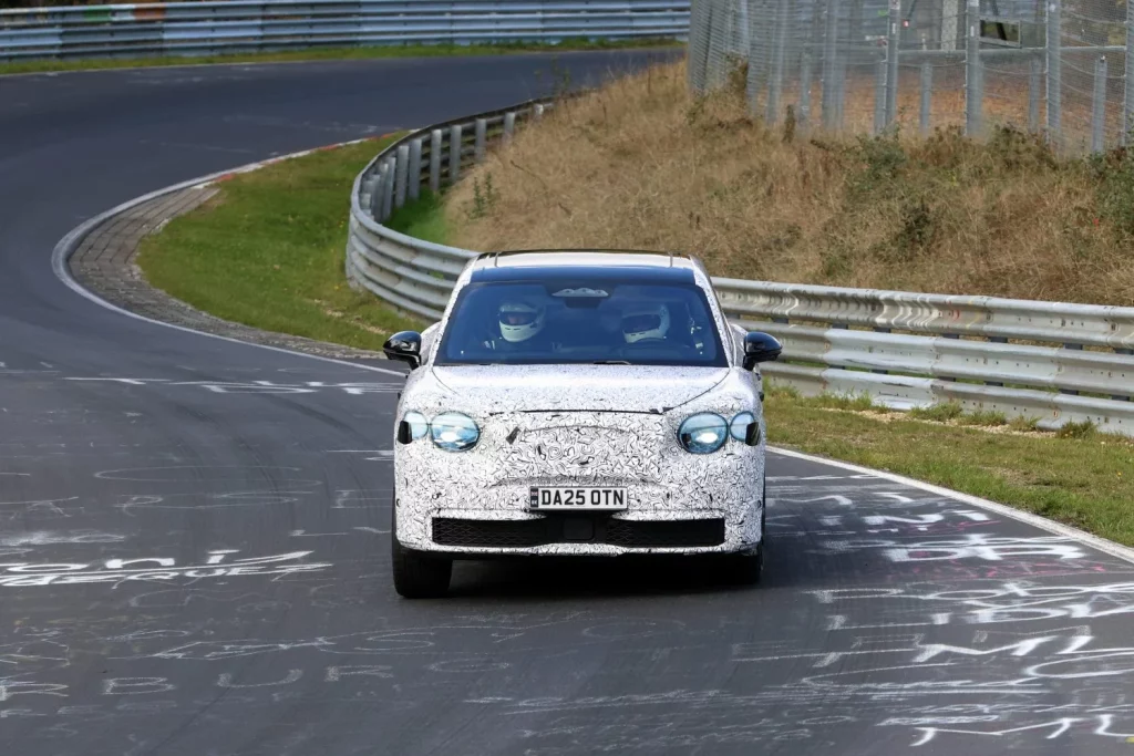 El Bentley SUV eléctrico visita Nürburgring 4 Motor16 Bentley SUV electrico 2 Motor16