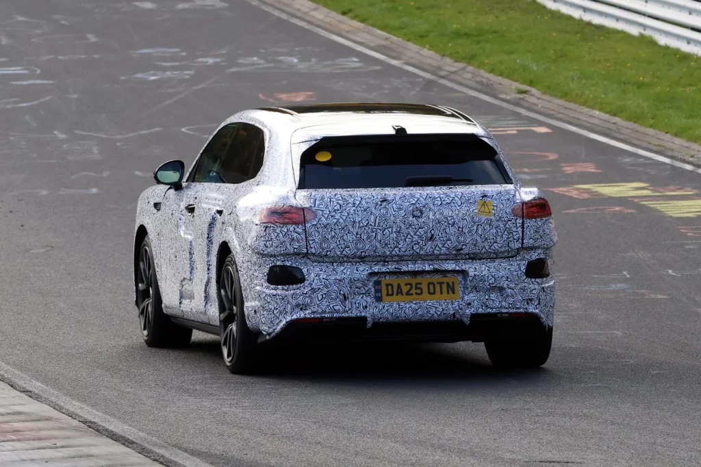 El Bentley SUV eléctrico visita Nürburgring 21 Motor16 Bentley SUV electrico 21 Motor16