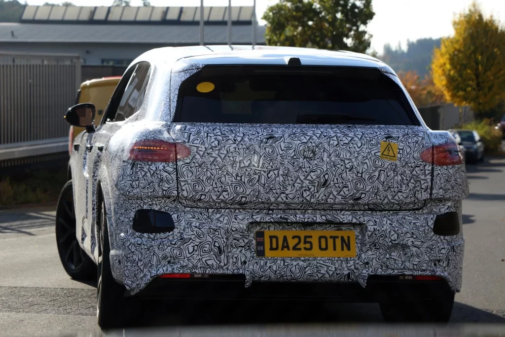 El Bentley SUV eléctrico visita Nürburgring 22 Motor16 Bentley SUV electrico 22 Motor16