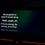 Descubre cómo disfrutar de letras de canciones en Apple CarPlay con iOS 26: guía completa