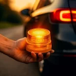 La DGT publica la lista definitiva: si tu vehículo aparece en ella estarás obligado a llevar la baliza V16