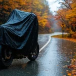 Cómo proteger tu moto de la lluvia y el frío: funda, batería y mantenimiento
