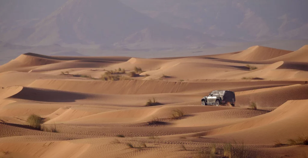 DEFENDER RALLY MOROCCO TEST 009 Motor16