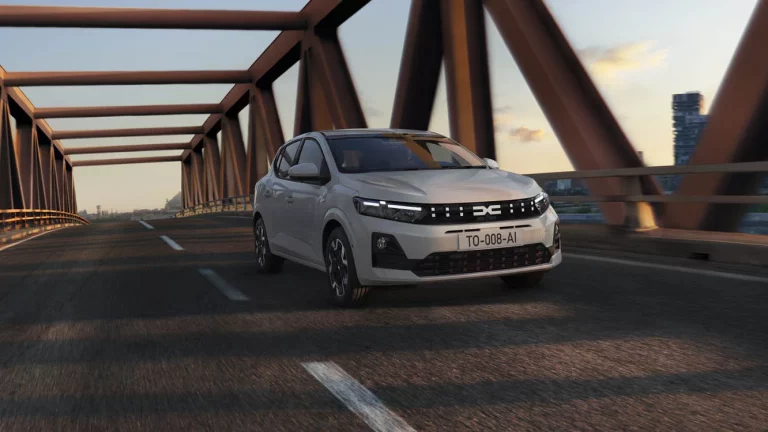 El Dacia Sandero 2026 ya tiene precios y sigue siendo el coche más barato… con truco