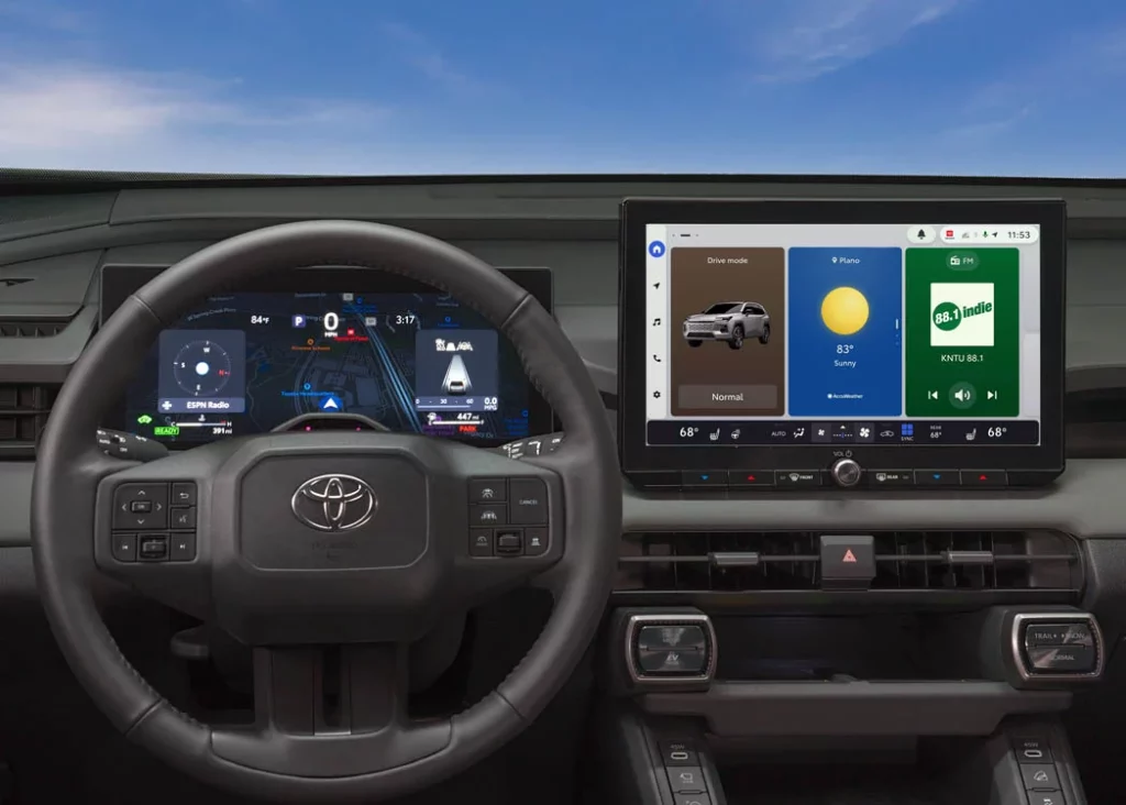 Toyota nos muestra su nueva experiencia digital a bordo 2 Motor16 Evolucion de las pantallas multimedia de Toyota 4 Motor16