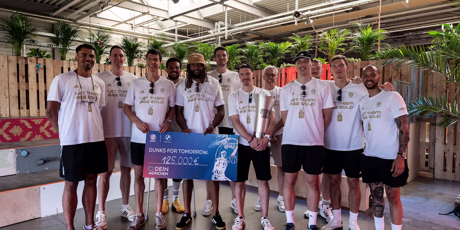 FC Bayern de Munich donacion mates BMW Motor16