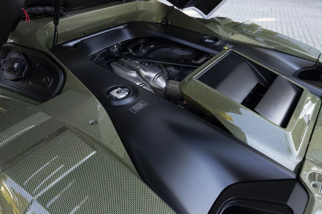 El Ferrari SC40, creado para recordar al legendario F40... pero no parece que lo consiga 18 Motor16 FERRARI SC40 15 Motor16