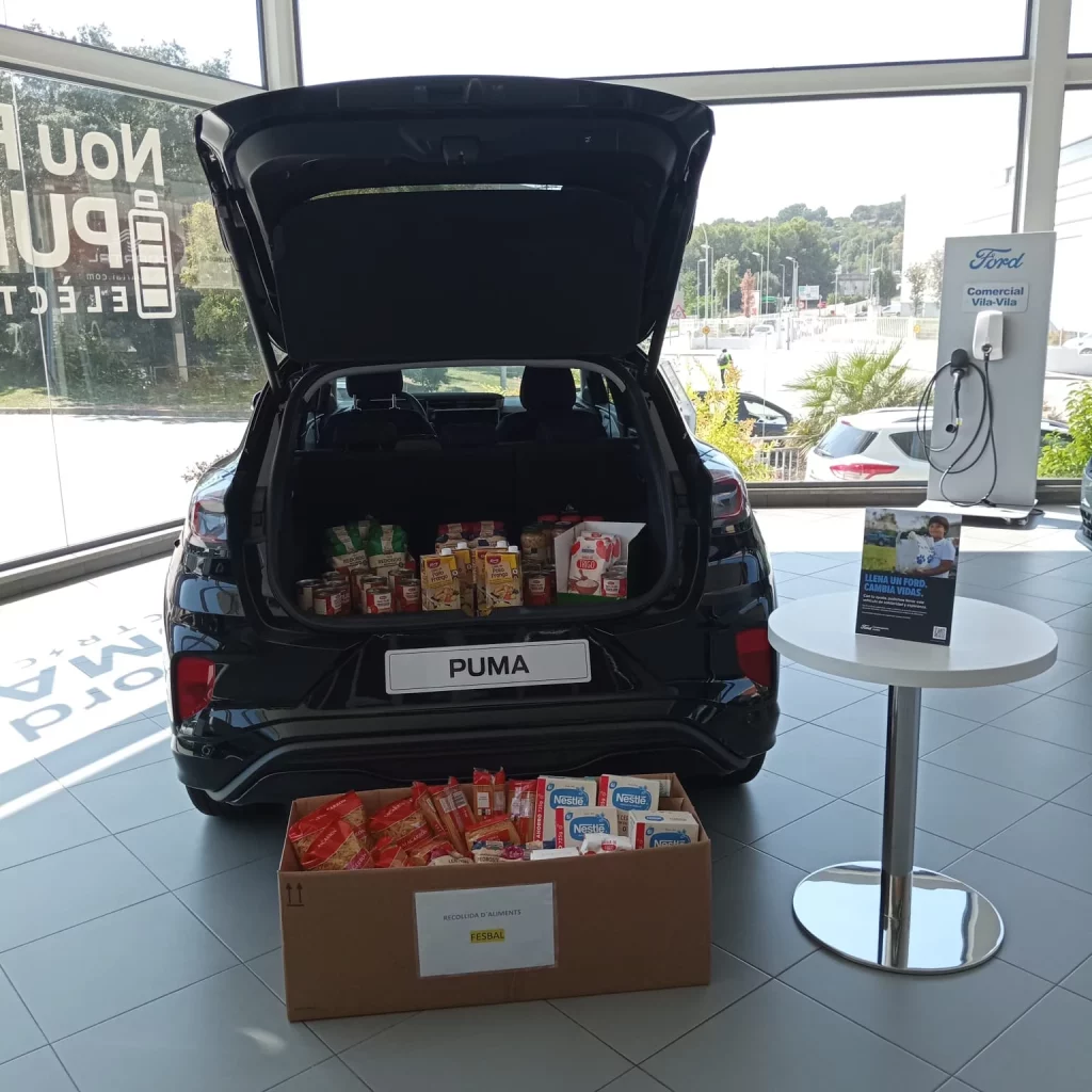 Récord histórico de Ford: recoge más de 900.000 kilos de alimentos en su mayor campaña solidaria mundial 1 Motor16 FORD BANCOS ALIMENTOS1 Motor16