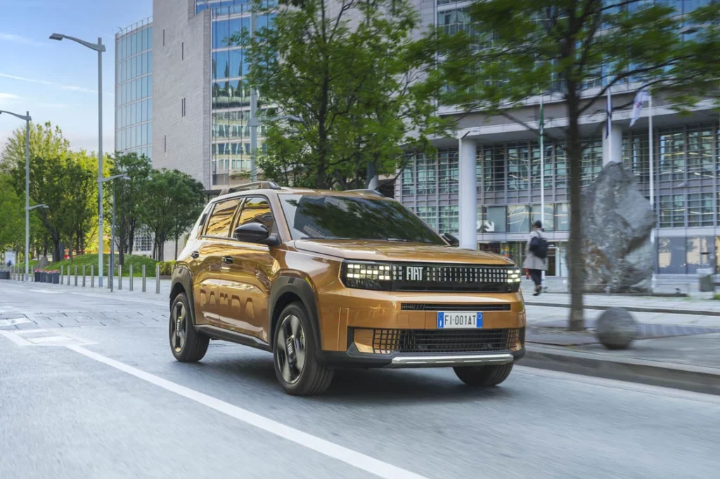 FIAT renueva su icono urbano: la familia Panda se reinventa rumbo a 2026 1 Motor16 Fiat Grande Panda Hybrid La Prima Motor16