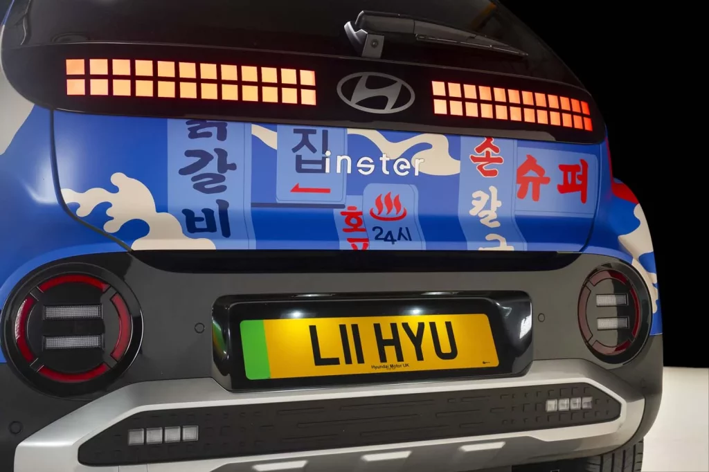 Hyundai transforma su eléctrico INSTER en un restaurante sobre ruedas 9 Motor16 HYUNDAI INSTER Backseat Bites7 Motor16