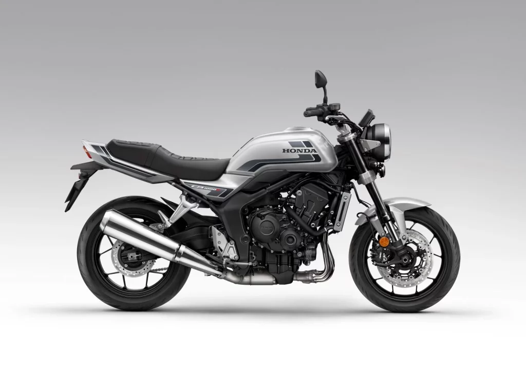 Honda CB1000F 2026: el regreso del espíritu ochentero con tecnología de vanguardia 19 Motor16 Honda CB1000F 2026 17 Motor16