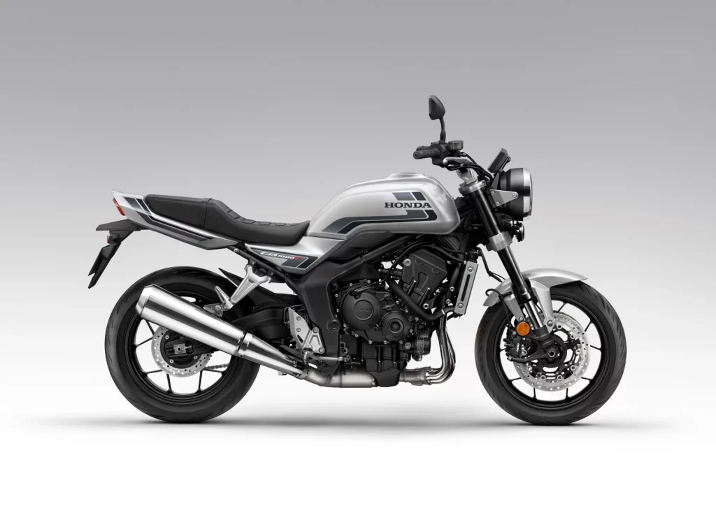 Honda CB1000F 2026: el regreso del espíritu ochentero con tecnología de vanguardia 20 Motor16 Honda CB1000F 2026 18 Motor16