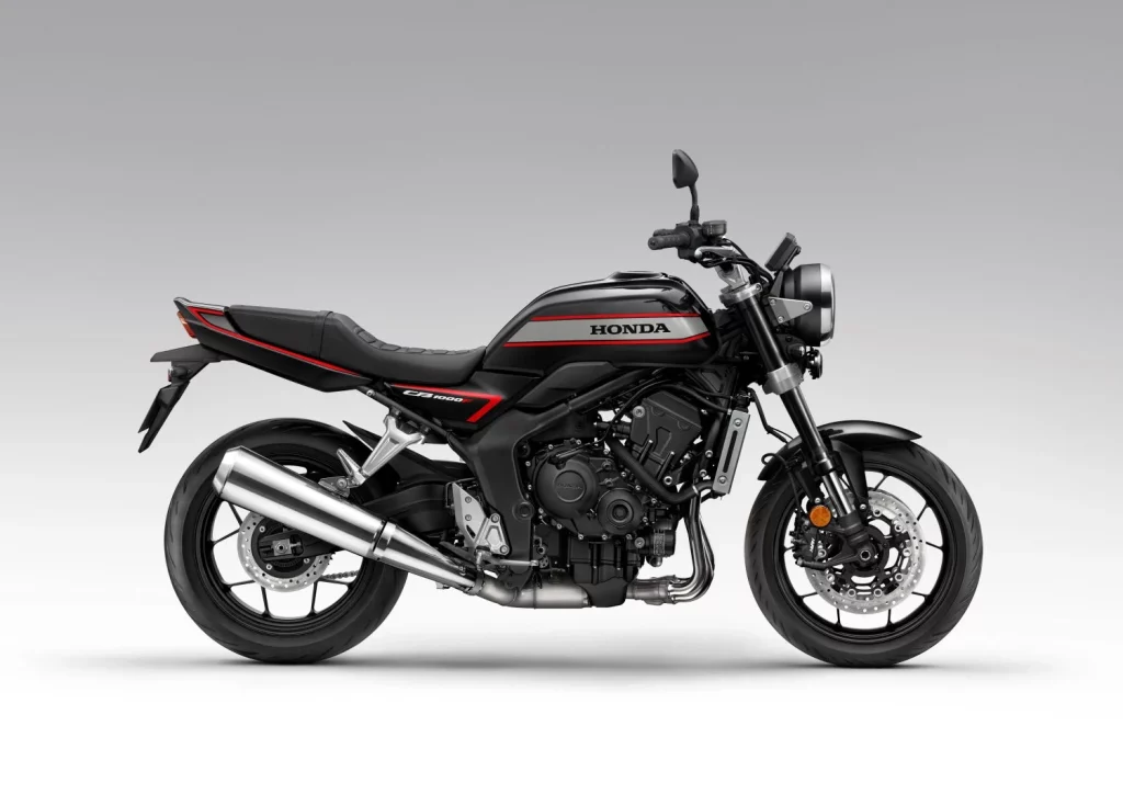 Honda CB1000F 2026: el regreso del espíritu ochentero con tecnología de vanguardia 4 Motor16 Honda CB1000F 2026 9 Motor16