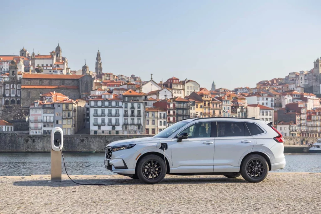 Honda CR-V: tres décadas marcando el camino del SUV moderno 7 Motor16 Honda CR V 4 Motor16