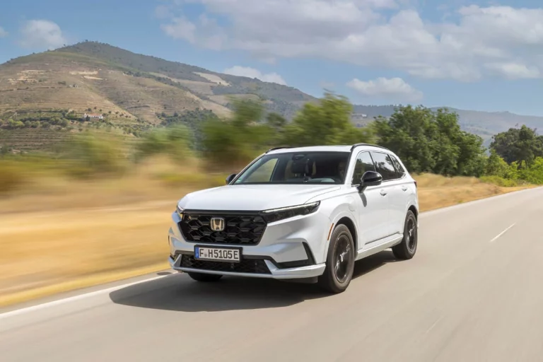 Honda CR-V: tres décadas marcando el camino del SUV moderno