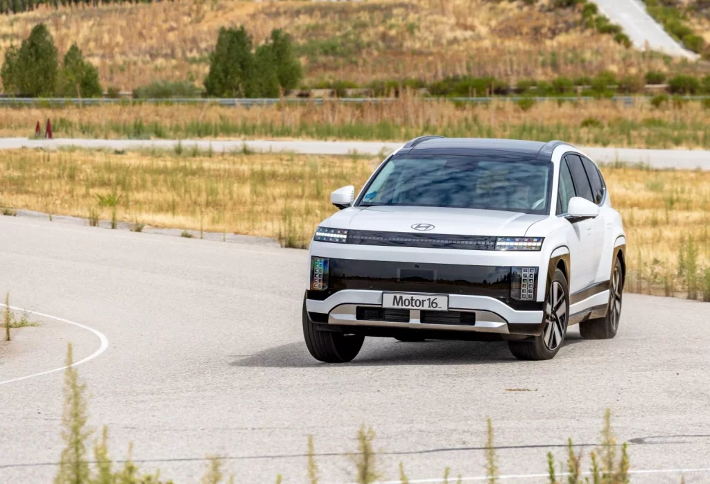 Prueba del Hyundai Ioniq 9 313 CV 110 kWh AWD Energy: En el momento justo 11 Motor16 Hyundai Ioniq 9 313 CV prueba 2 Motor16