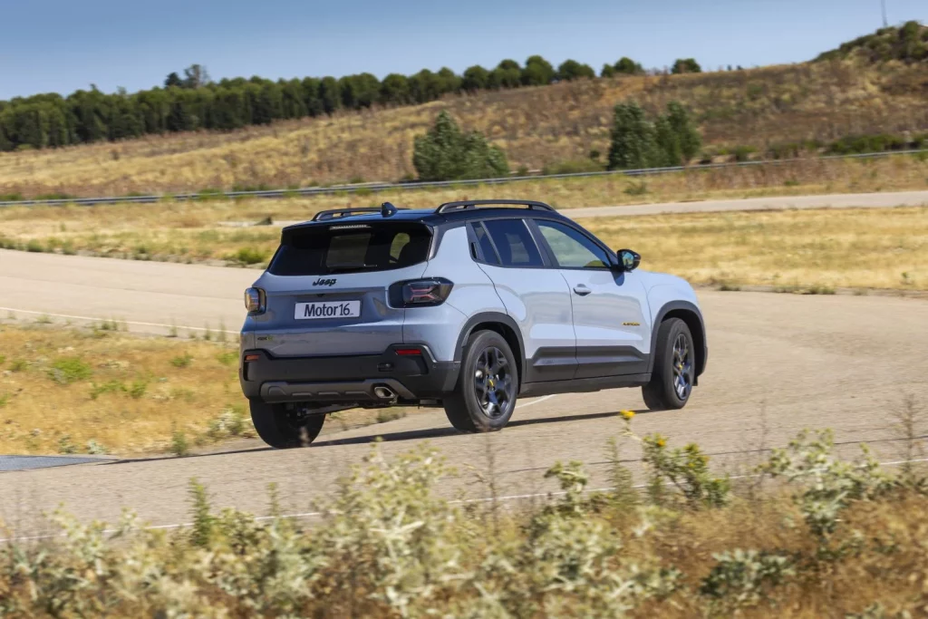 Jeep Avenger 4xe nrth face prueba 34 Motor16