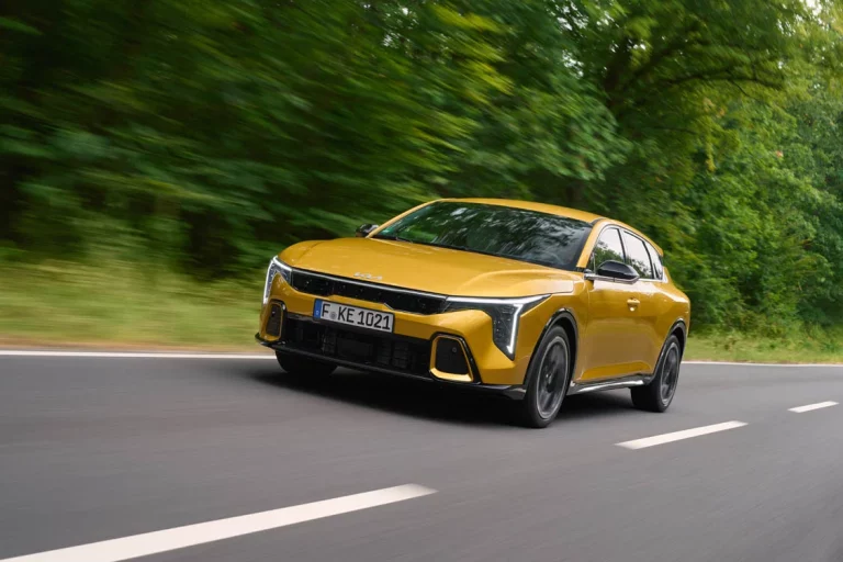 Primera prueba del nuevo Kia K4. Original por encima de todo