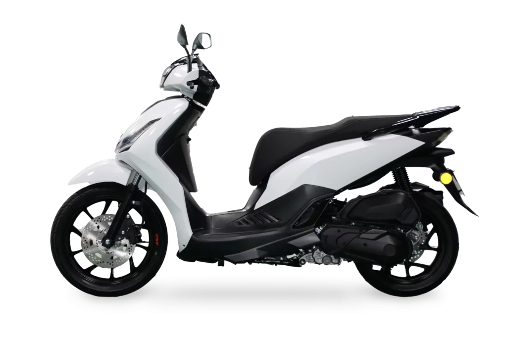 LETBE Velocity 125 ABS: El compañero perfecto para la ciudad 18 Motor16 LETBE Velocity 125 ABS 16 Motor16