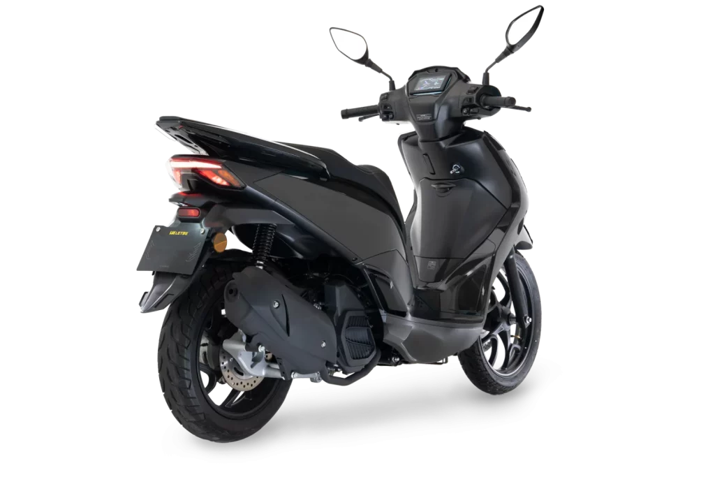LETBE Velocity 125 ABS: El compañero perfecto para la ciudad 29 Motor16 LETBE Velocity 125 ABS 27 Motor16