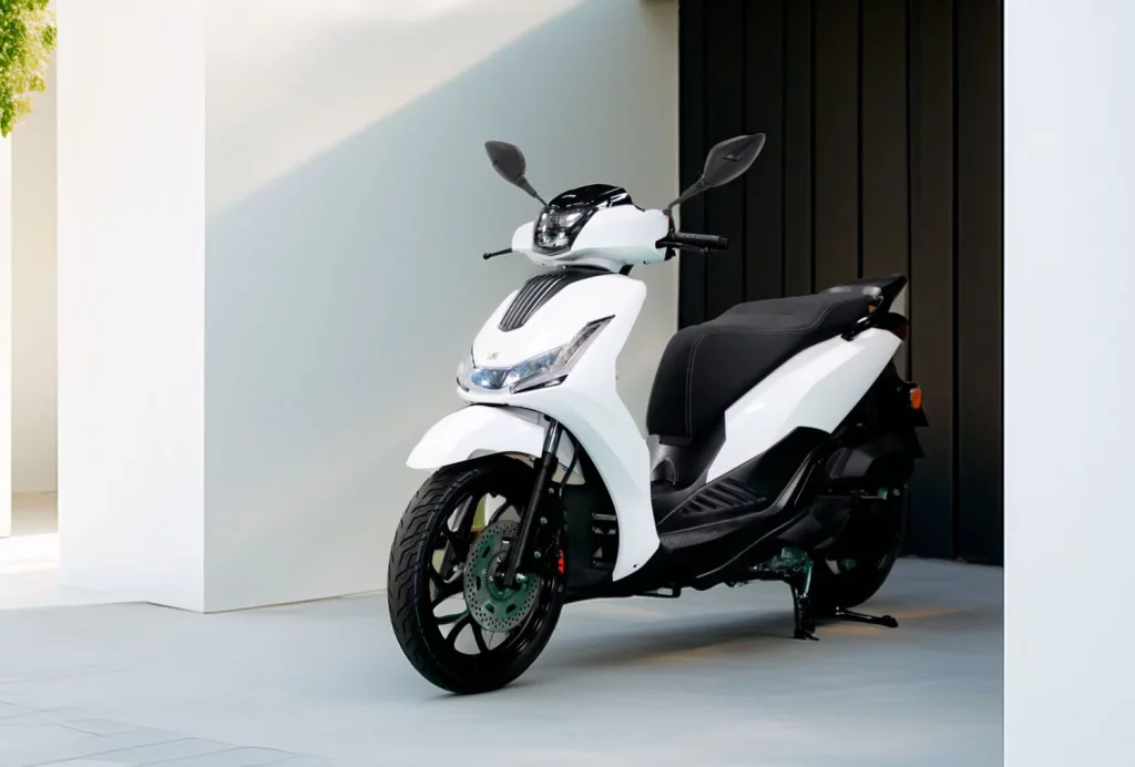 LETBE Velocity 125 ABS: El compañero perfecto para la ciudad 40 Motor16 LETBE Velocity 125 ABS 39 Motor16