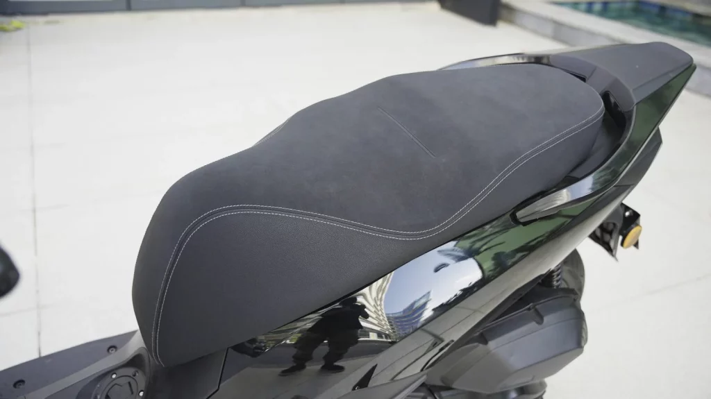 LETBE Velocity 125 ABS: El compañero perfecto para la ciudad 41 Motor16 LETBE Velocity 125 ABS 1 Motor16