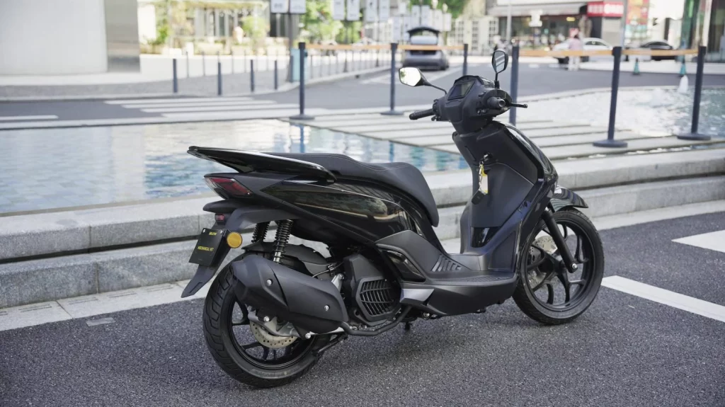 LETBE Velocity 125 ABS: El compañero perfecto para la ciudad 50 Motor16 LETBE Velocity 125 ABS 11 Motor16