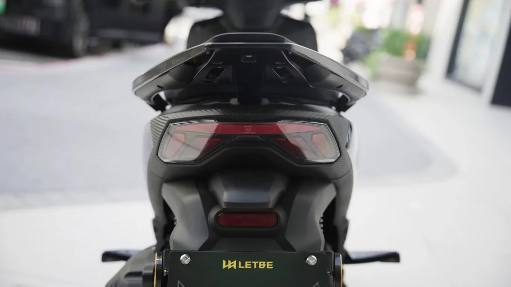 LETBE Velocity 125 ABS: El compañero perfecto para la ciudad 42 Motor16 LETBE Velocity 125 ABS 2 Motor16