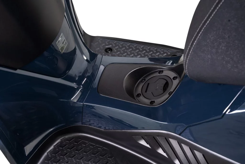 LETBE Velocity 125 ABS: El compañero perfecto para la ciudad 44 Motor16 LETBE Velocity 125 ABS 4 Motor16