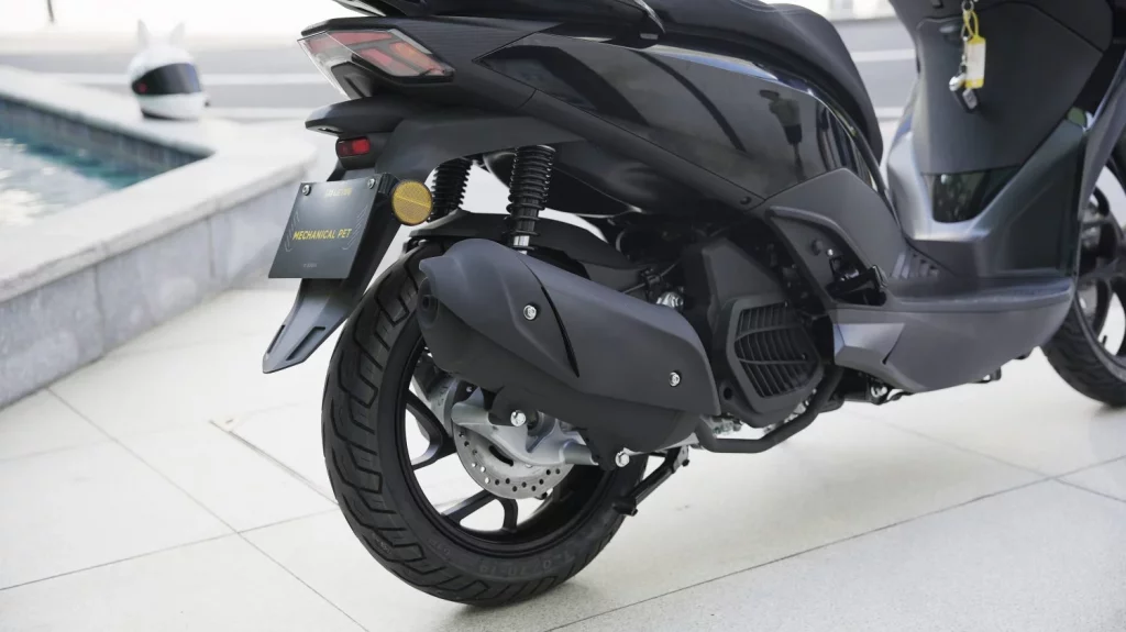 LETBE Velocity 125 ABS: El compañero perfecto para la ciudad 46 Motor16 LETBE Velocity 125 ABS 6 Motor16