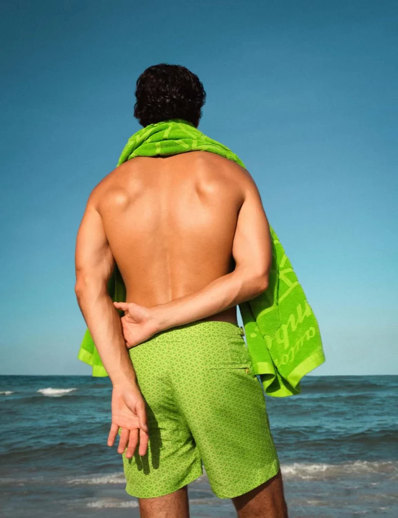Lamborghini tiene la colección de ropa definitiva para ir a la playa el próximo verano 1 Motor16 Lamborghini Orlebar Brown3 Motor16